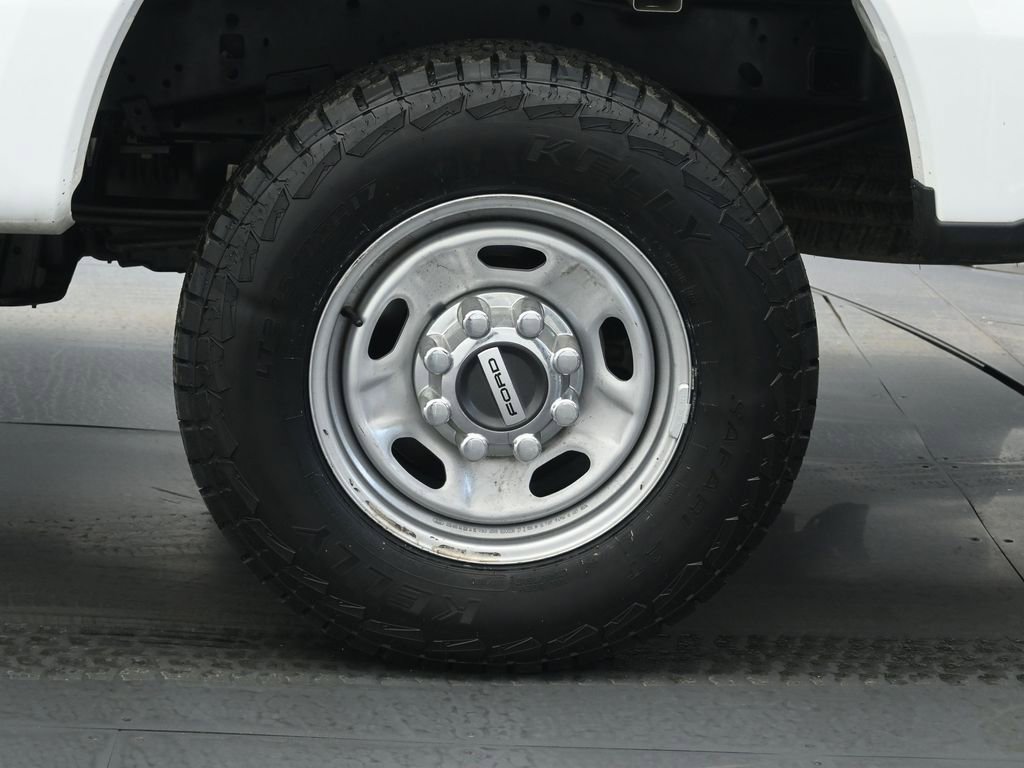 Certified 2023 Ford F250 XL w/ FX4 Off-Road Package AWD/4WD image 24