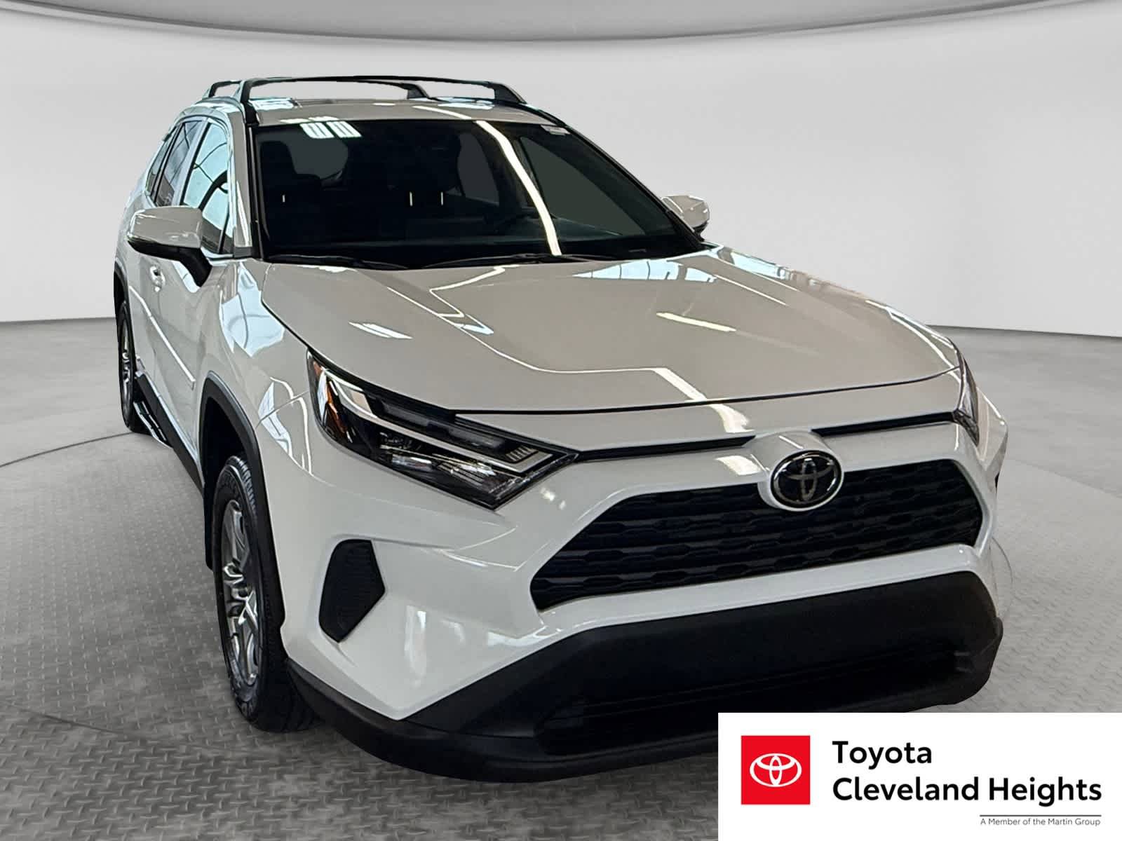 Used 2025 Toyota RAV4 XLE w/ Convenience Package AWD/4WD image 3