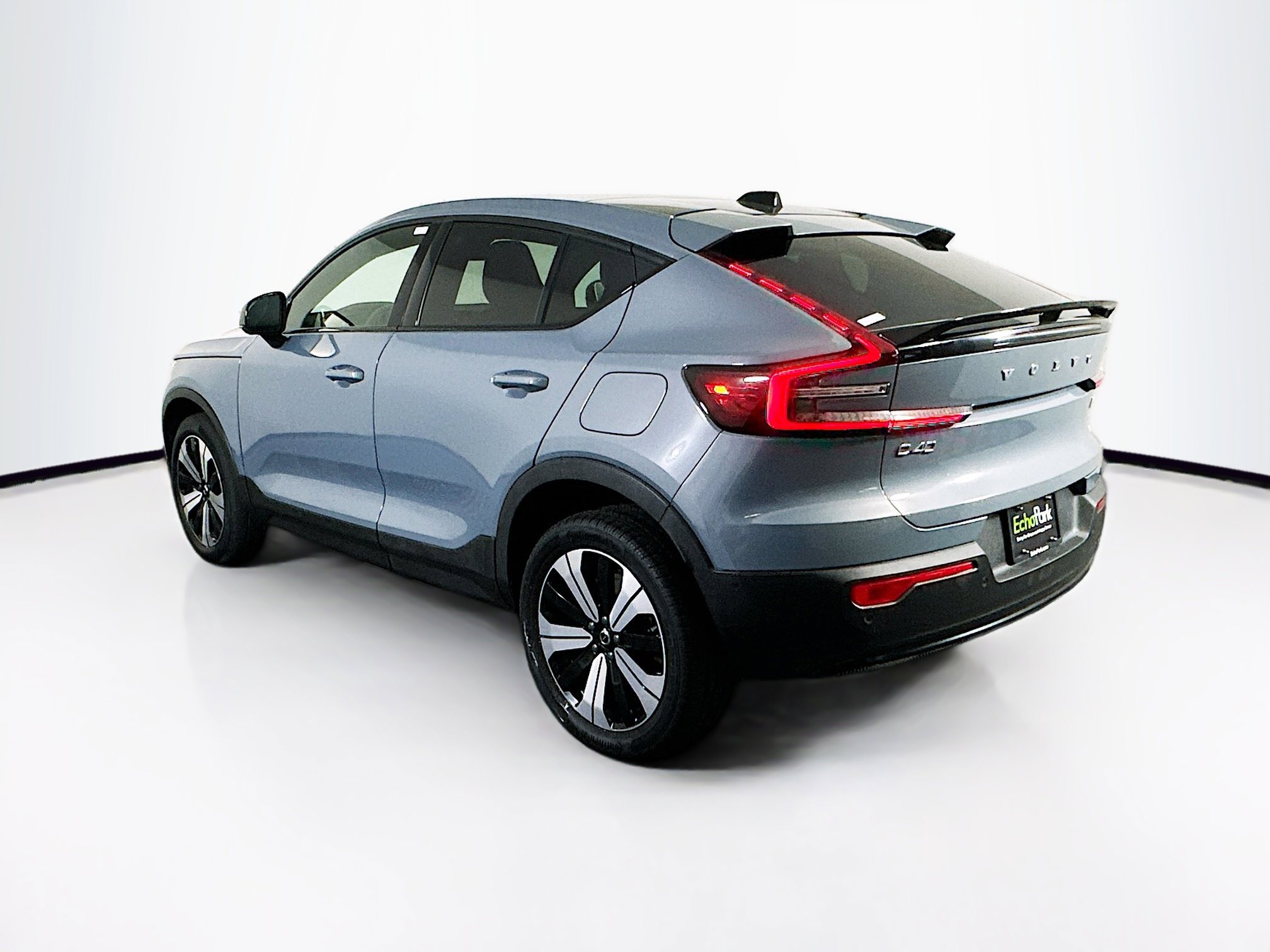 Used 2023 Volvo C40 P8 Recharge Plus AWD/4WD image 5