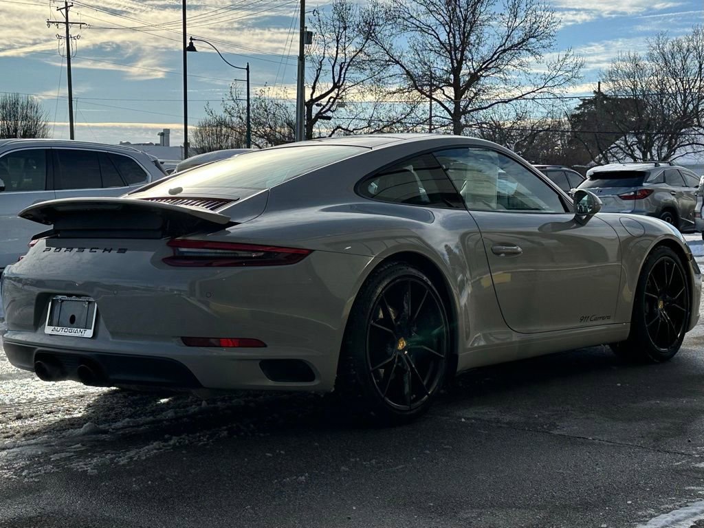 Used 2018 Porsche 911 Carrera image 11