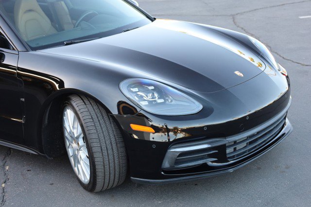Used 2017 Porsche Panamera image 10