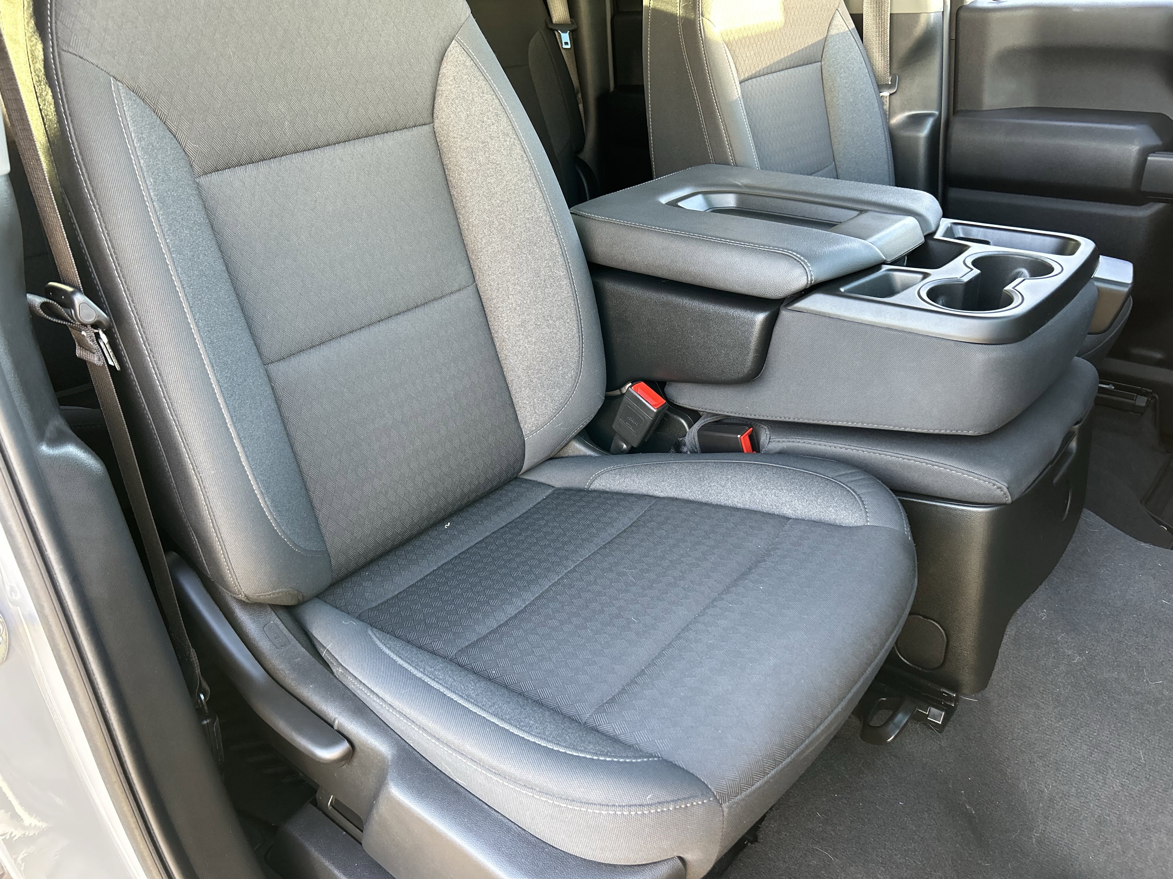 Used 2025 Chevrolet Silverado 2500 Custom w/ Custom Convenience Package AWD/4WD image 8