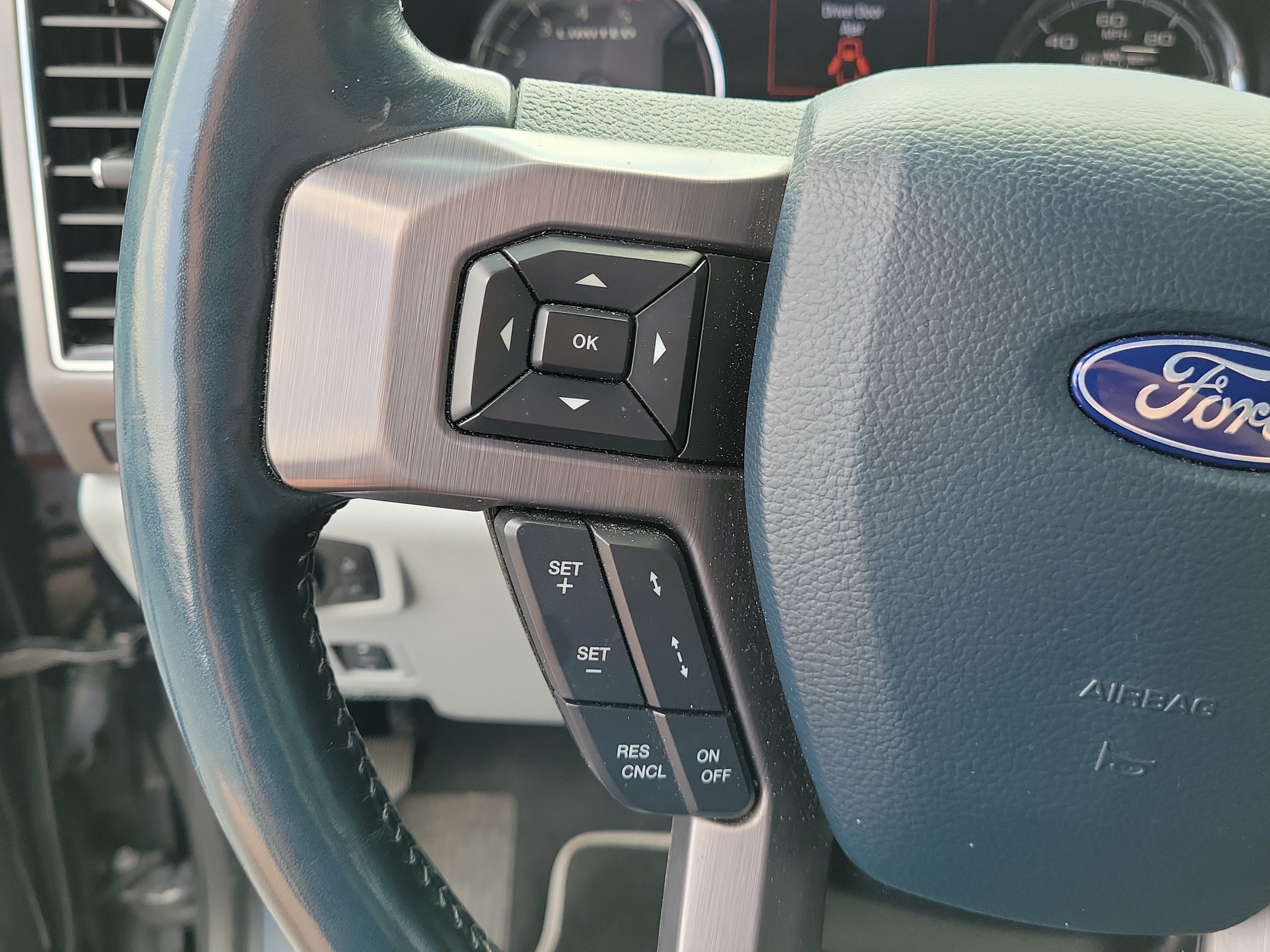 Used 2022 Ford F250 Limited AWD/4WD image 21