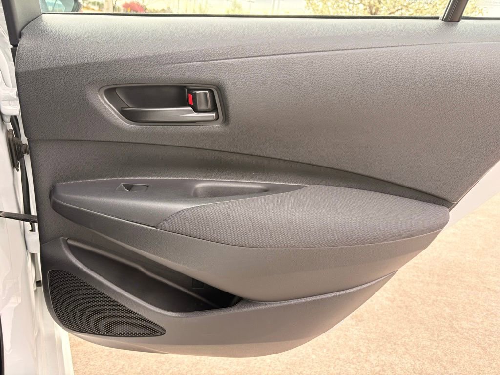 Used 2023 Toyota Corolla LE w/ Carpet Mat Package (TMS) image 38