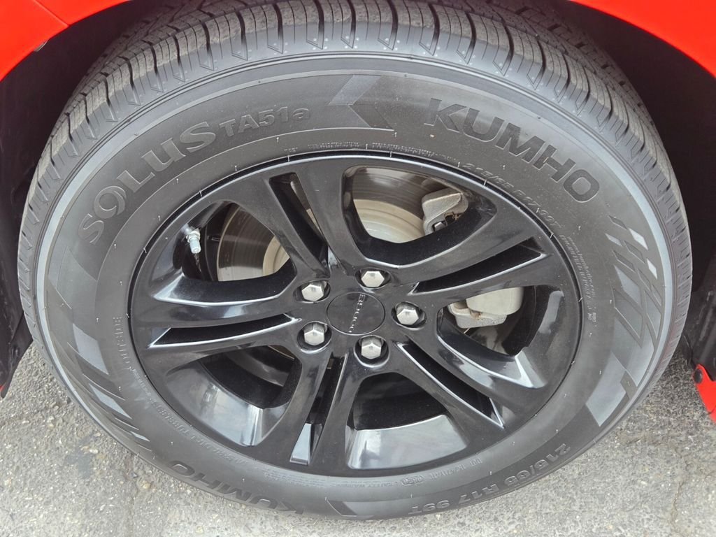 Used 2022 Dodge Charger SXT RWD image 12