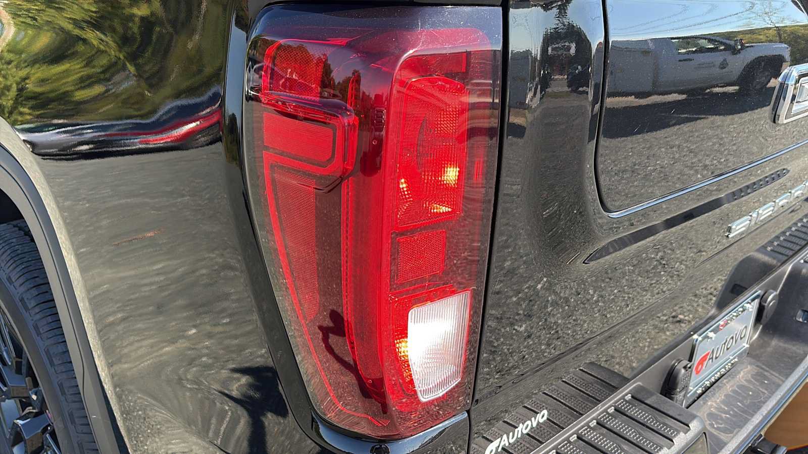 Used 2021 GMC Sierra 1500 Elevation w/ LPO, Elevation Black Package AWD/4WD image 28