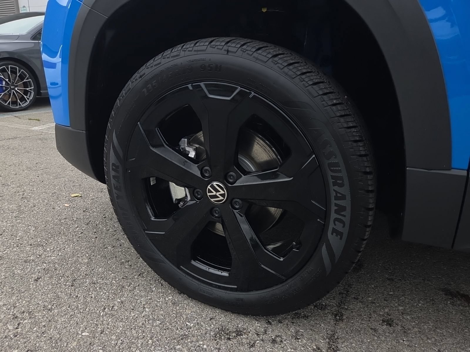 New 2027 Volkswagen Taos SE AWD/4WD image 15