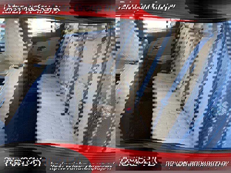 Used 2021 Nissan Sentra SV w/ SV Premium Package image 11