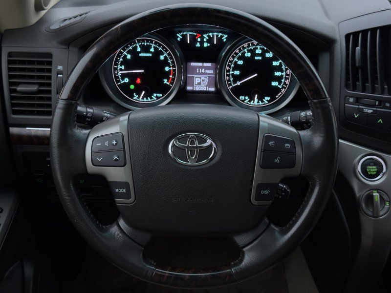 Used 2011 Toyota Land Cruiser 4WD image 29