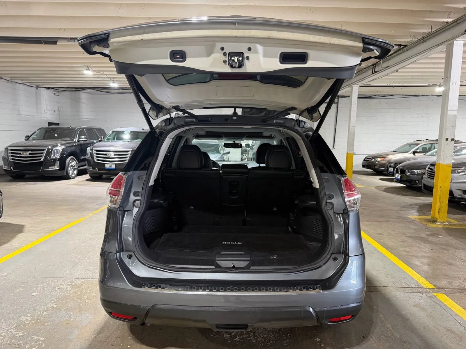 Used 2016 Nissan Rogue SL w/ SL Premium Package AWD/4WD image 6