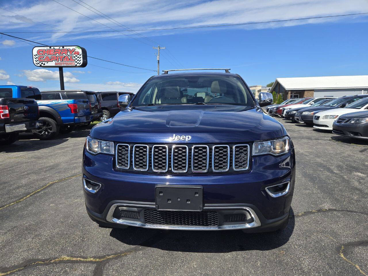 Used 2017 Jeep Grand Cherokee Limited w/ Trailer Tow Group IV image 39