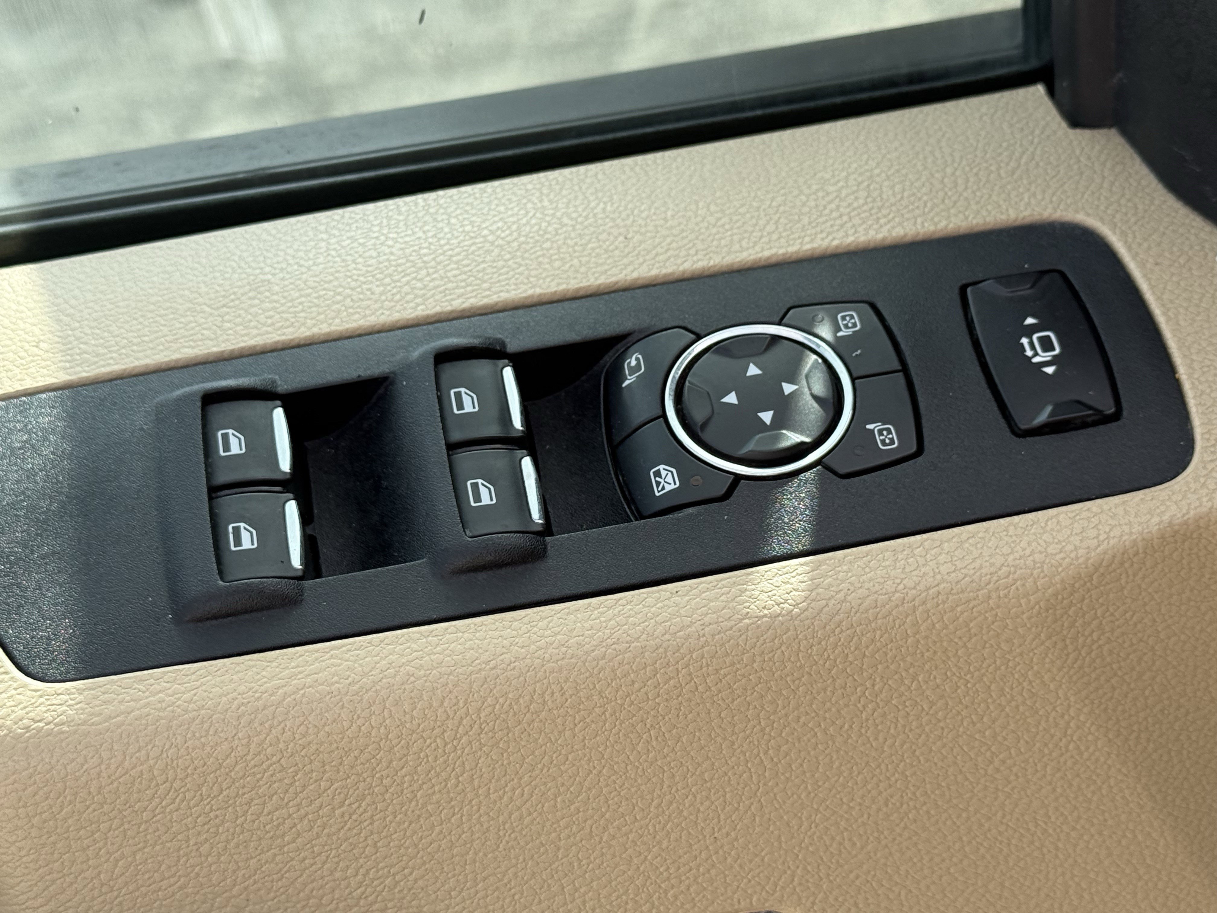 Used 2020 Ford F250 Lariat w/ Lariat Value Package image 25