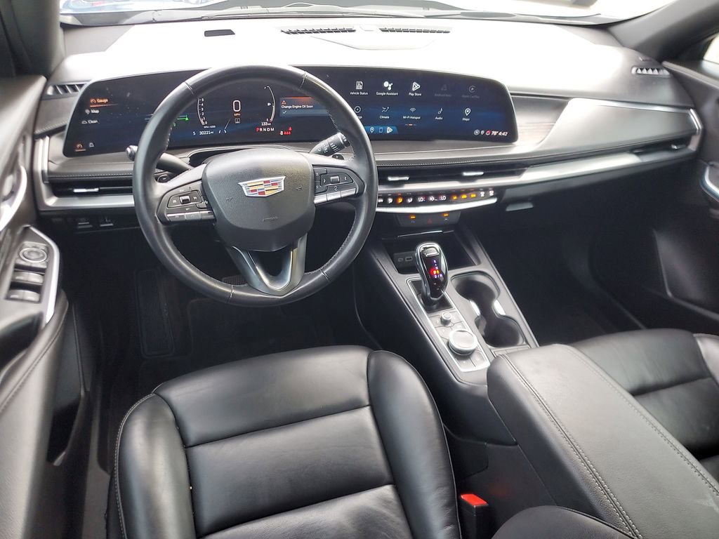 Used 2024 Cadillac XT4 Premium Luxury image 12