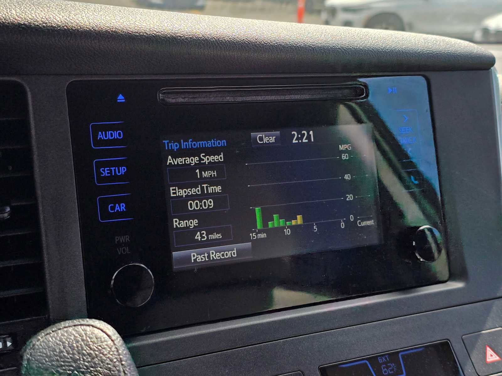 Used 2017 Toyota Sienna L FWD image 27