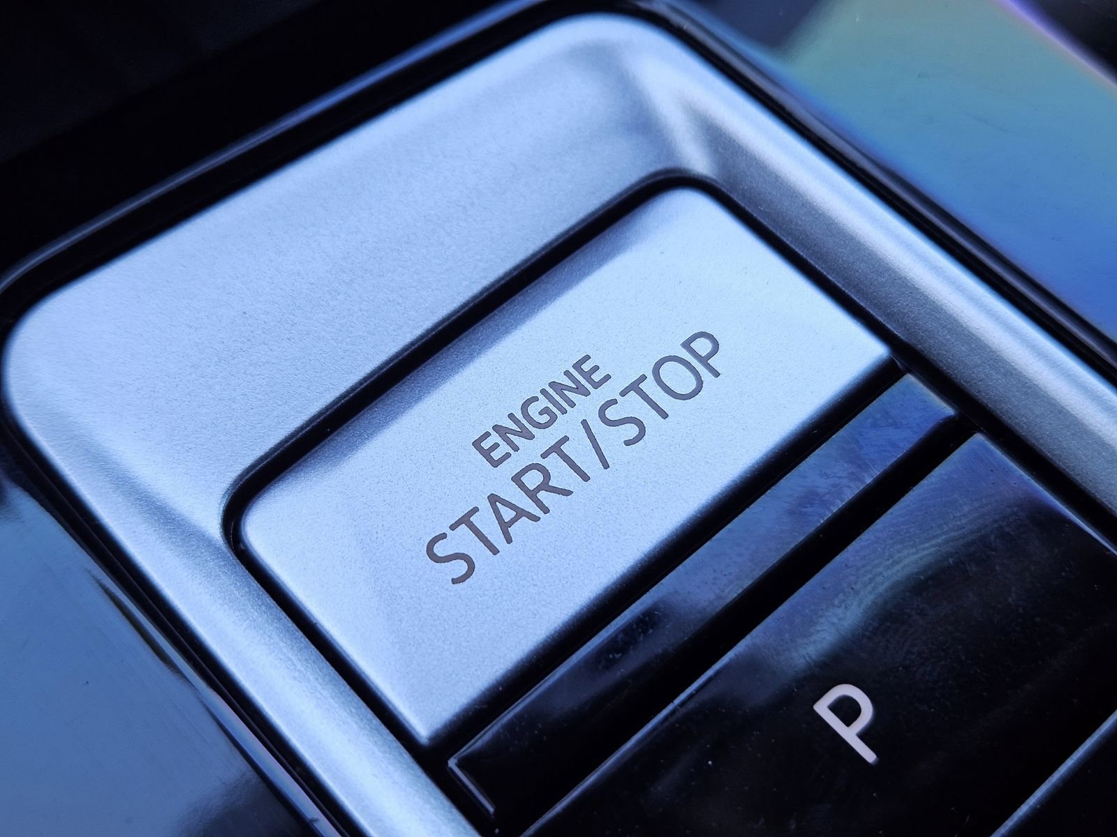 Used 2025 Volkswagen Atlas SEL Premium R-Line image 24