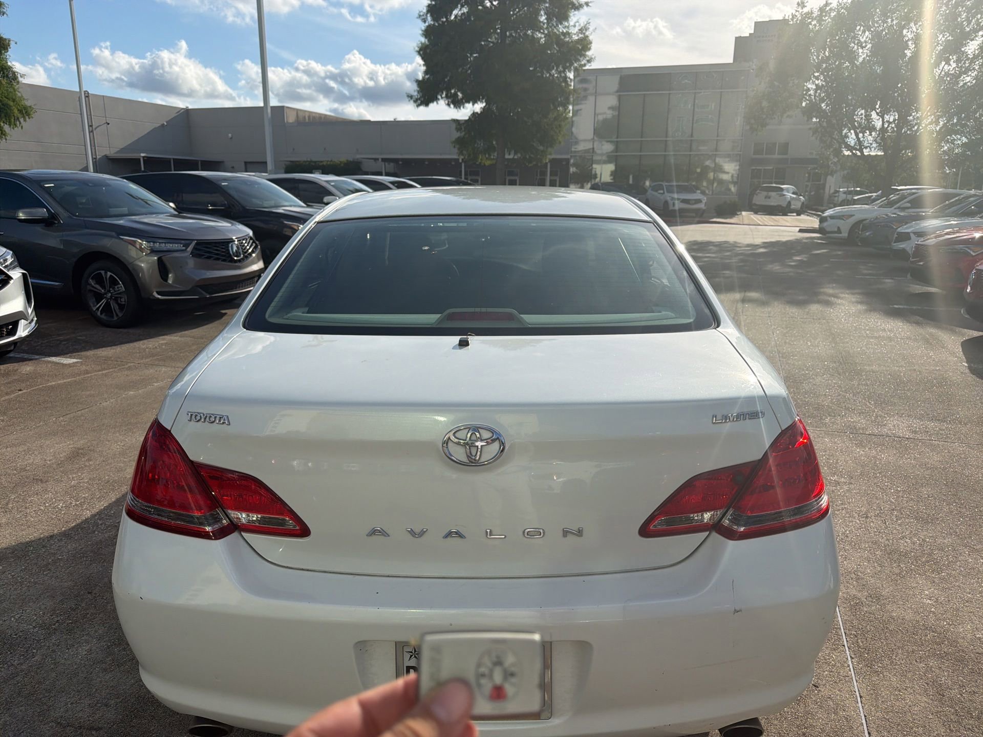 Used 2006 Toyota Avalon Limited FWD image 6