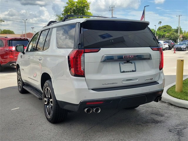Used 2022 GMC Yukon AT4 w/ Technology Package image 4