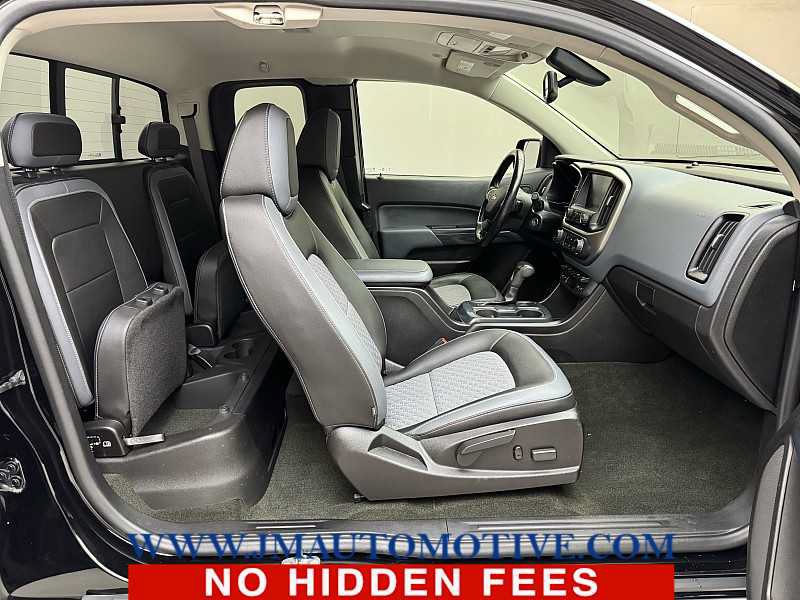 Used 2017 Chevrolet Colorado Z71 AWD/4WD image 17