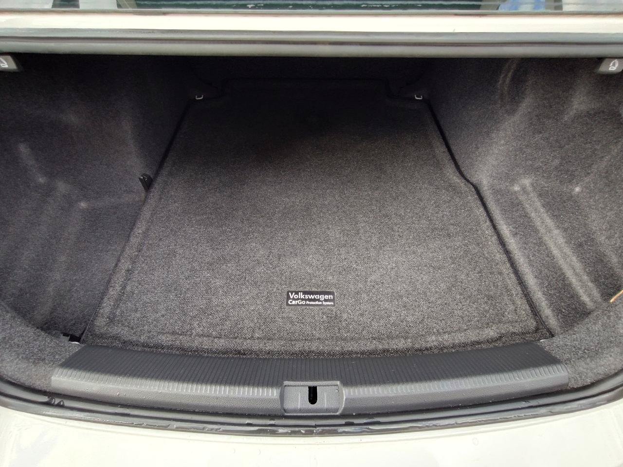 Used 2012 Volkswagen Passat 2.5 SE FWD image 42