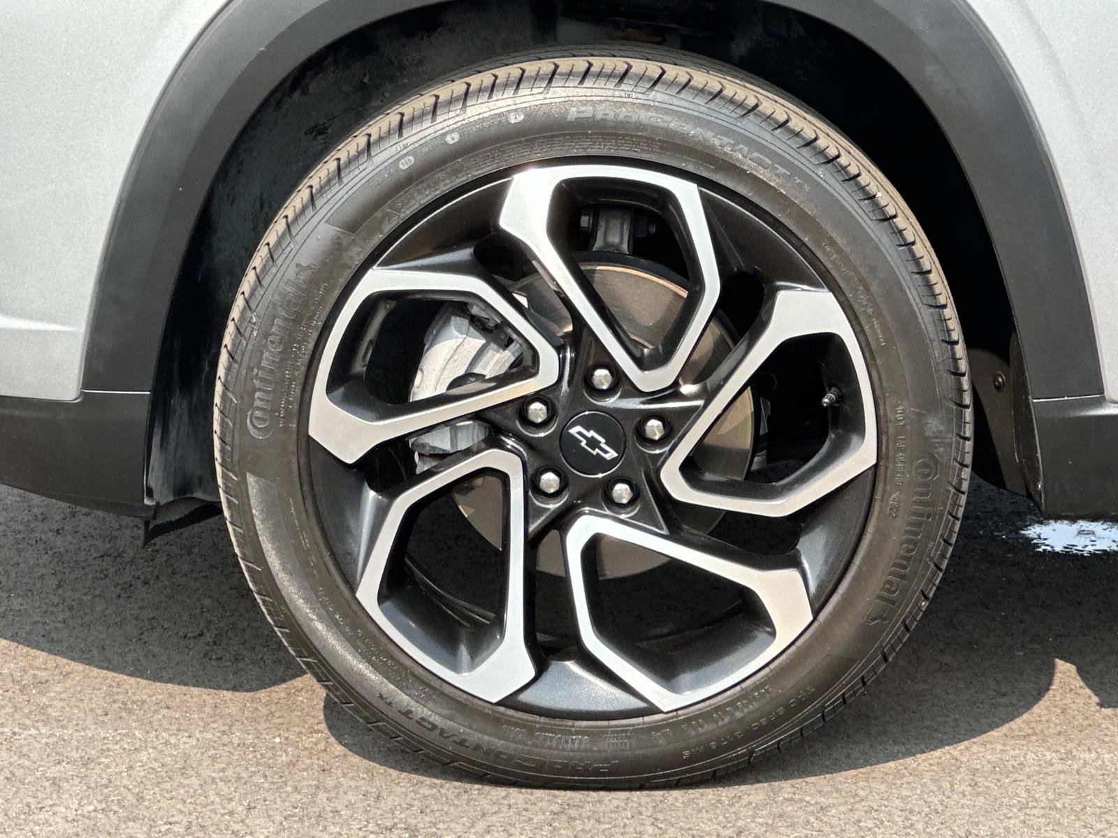 Certified 2024 Chevrolet Trax RS w/ Driver Confidence Package FWD image 8