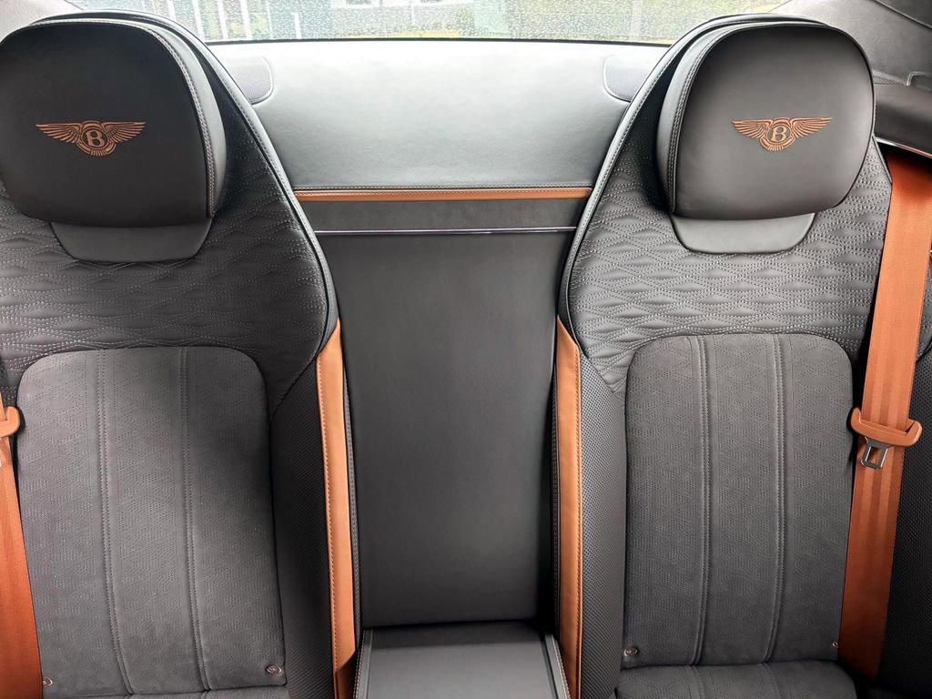 Used 2025 Bentley Continental GT Speed image 16