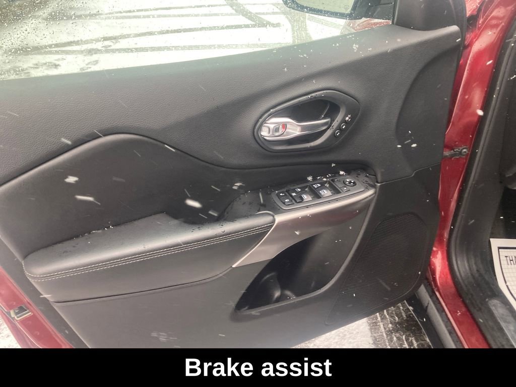 Used 2019 Jeep Cherokee Limited image 13