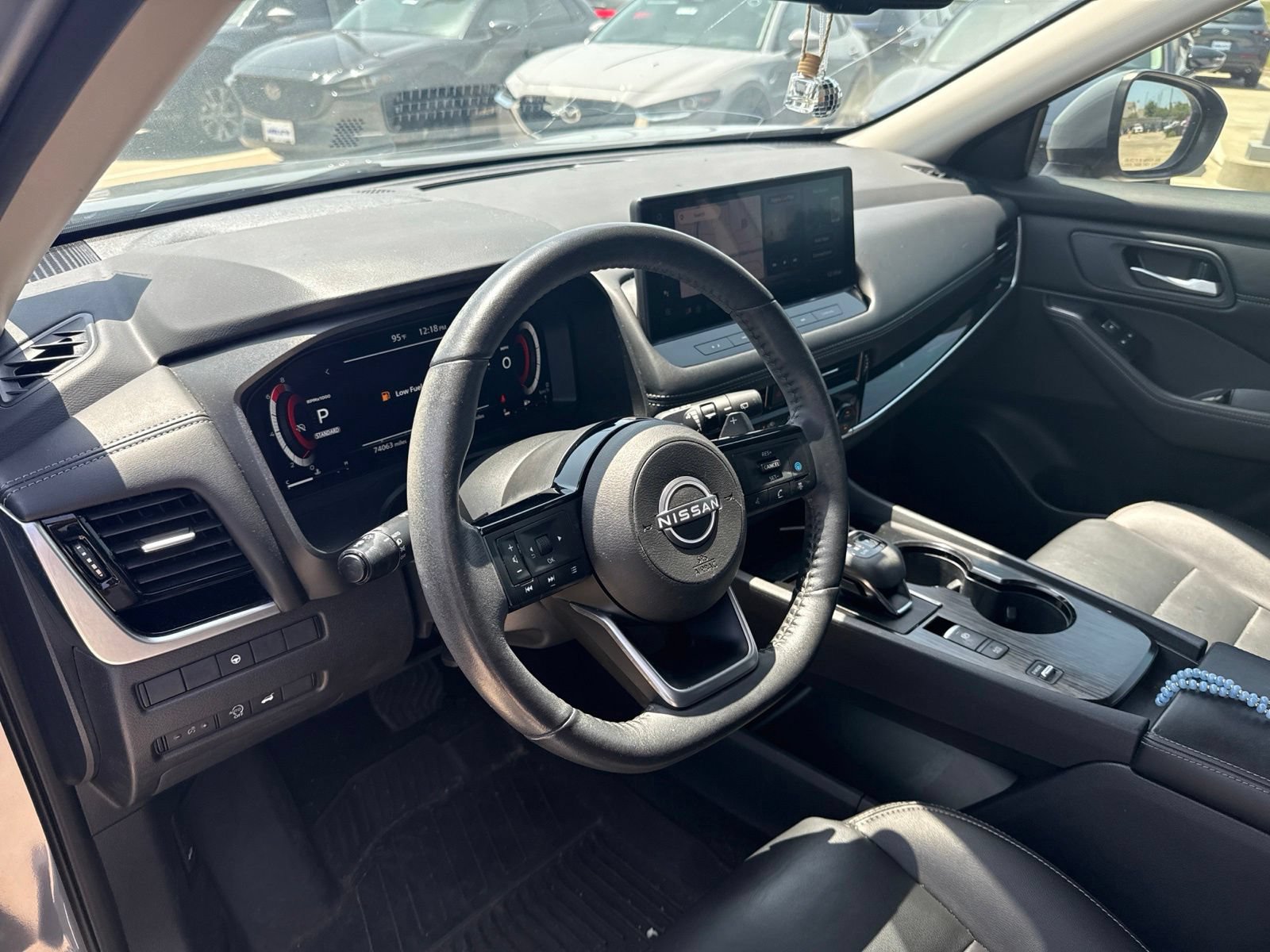 Used 2024 Nissan Rogue SL w/ SL Premium Package FWD image 10