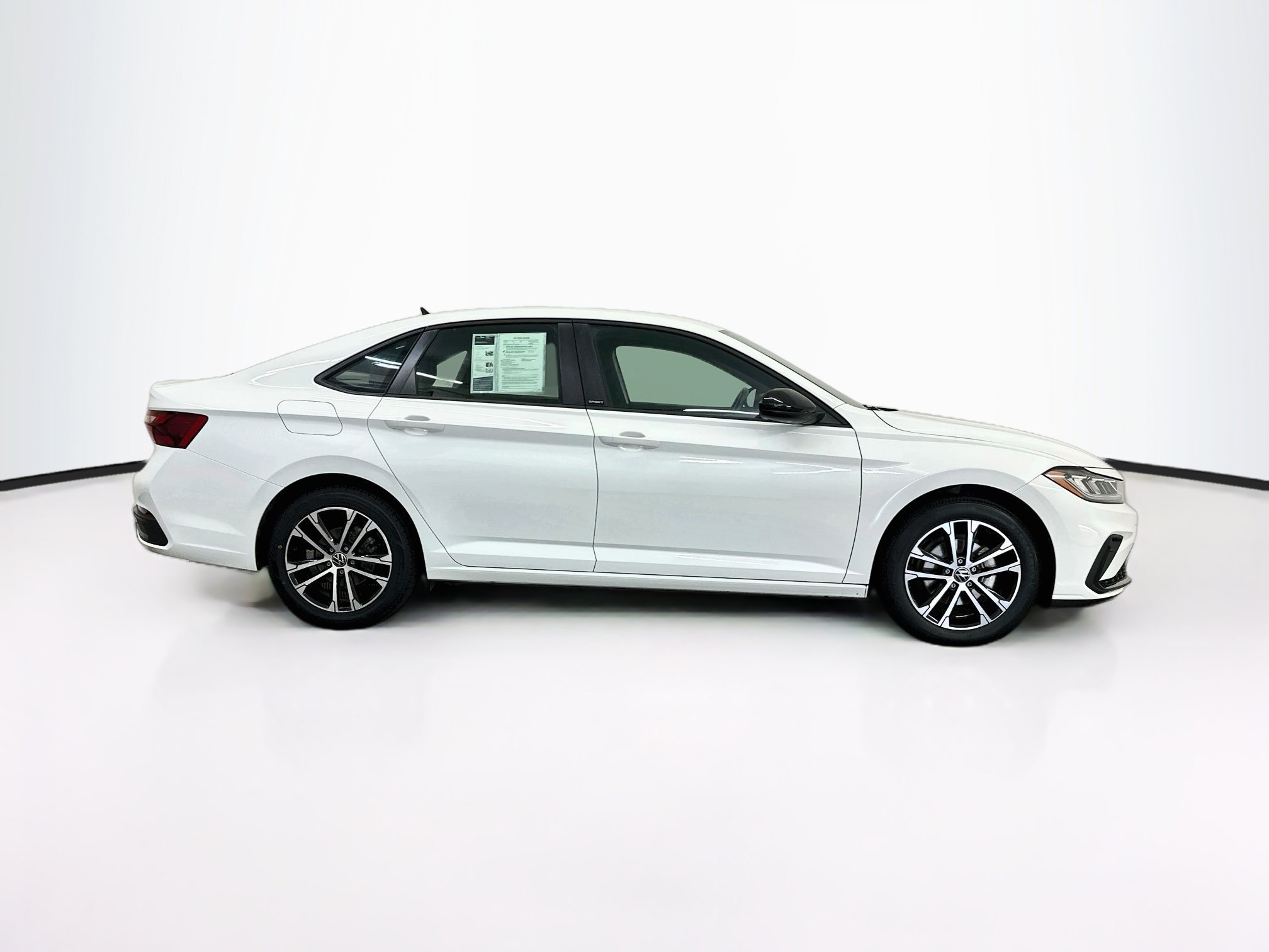 Used 2025 Volkswagen Jetta Sport FWD image 10
