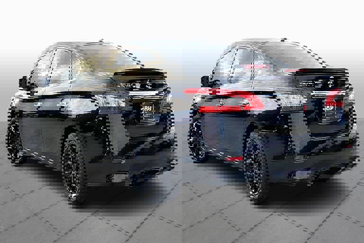 Used 2015 Nissan Sentra SR image 12