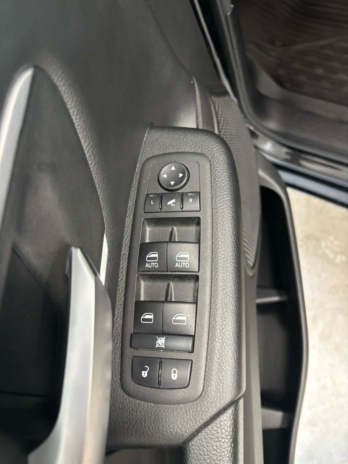 Used 2023 RAM 1500 Big Horn AWD/4WD image 23