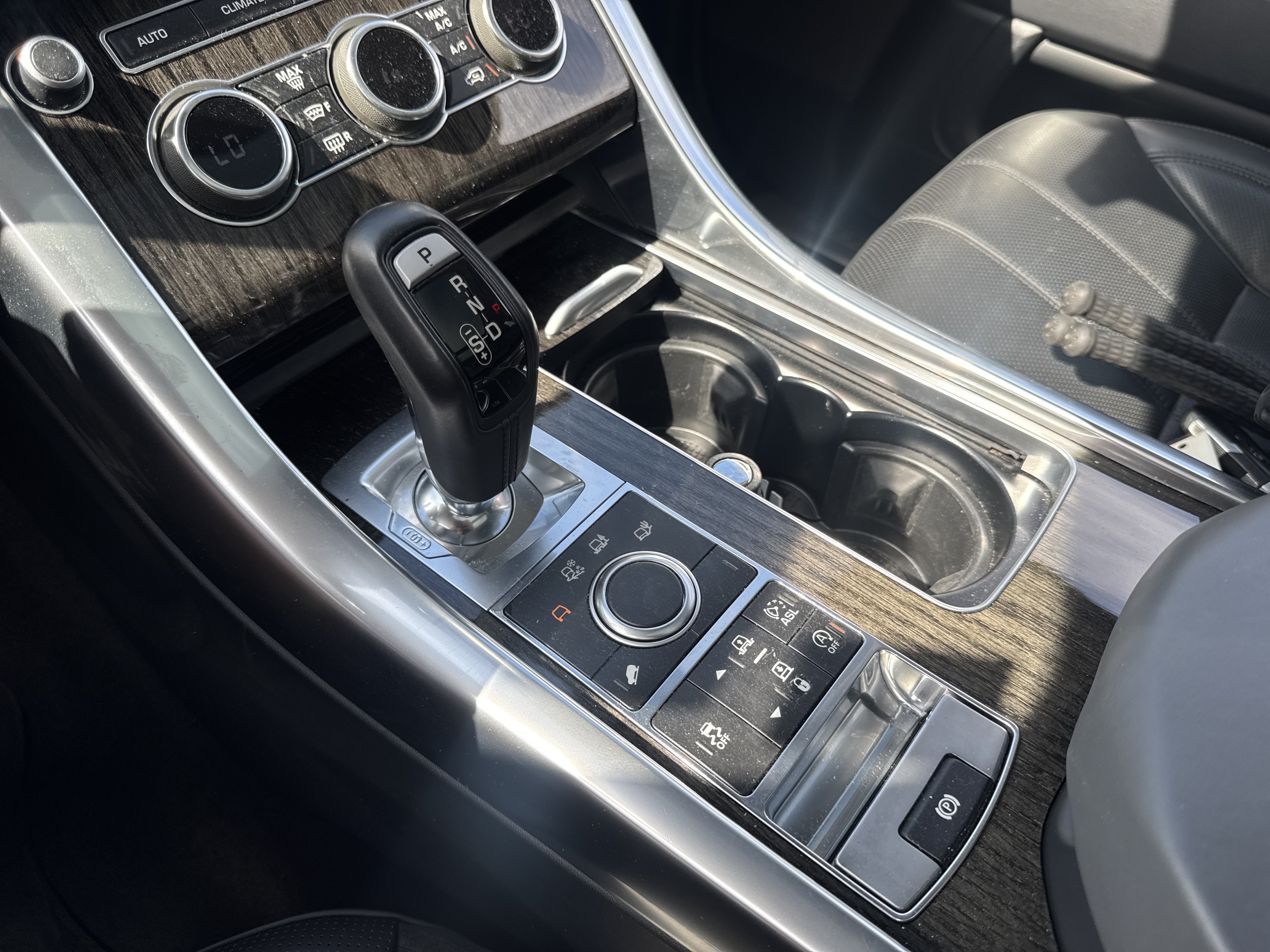 Used 2015 Land Rover Range Rover Sport HSE AWD/4WD image 23