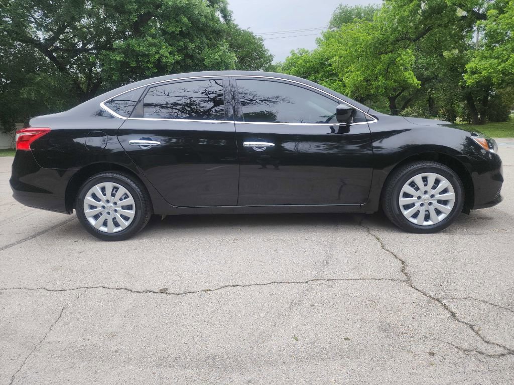 Used 2019 Nissan Sentra S FWD image 8