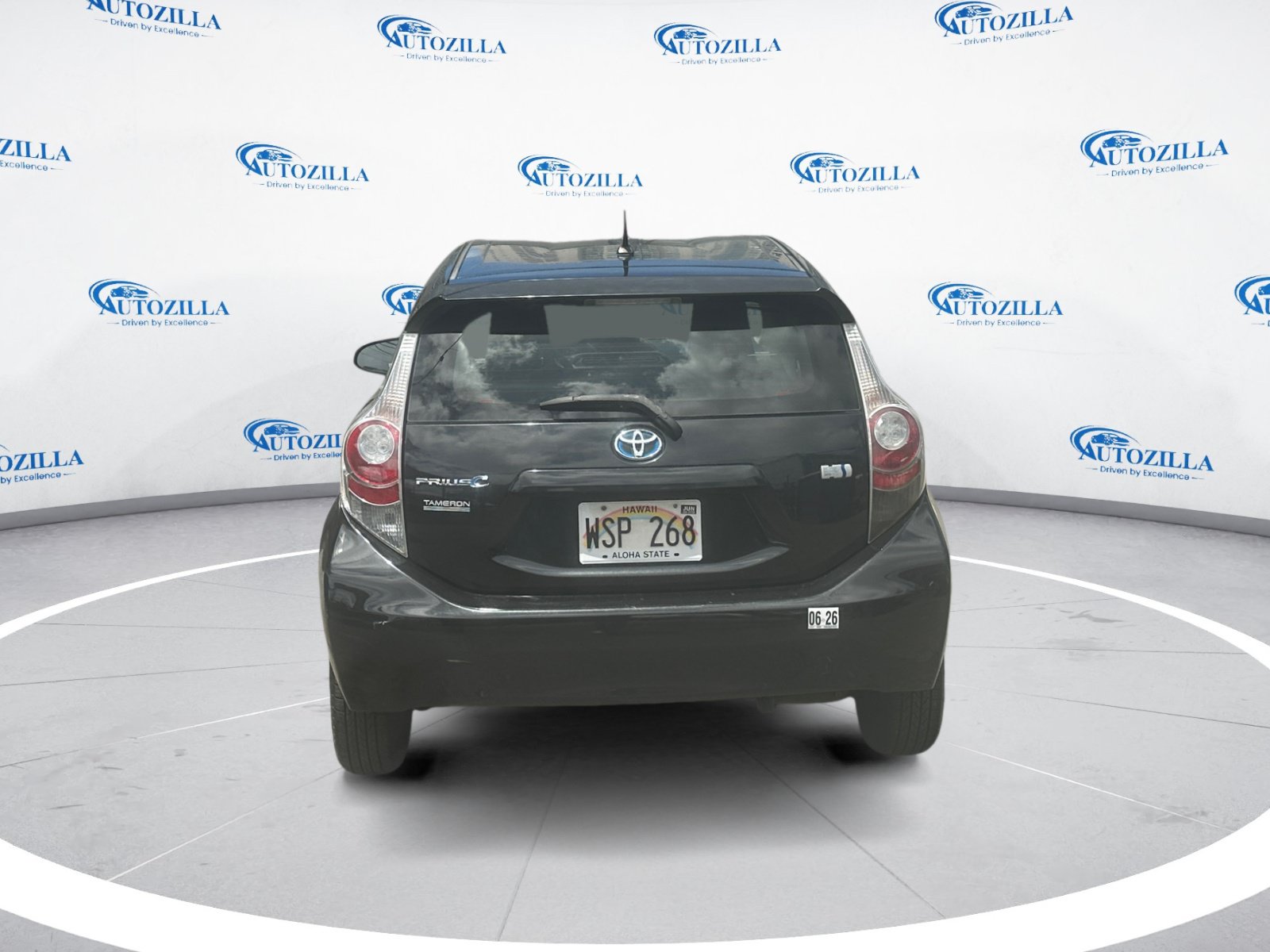 Used 2012 Toyota Prius C One FWD image 4