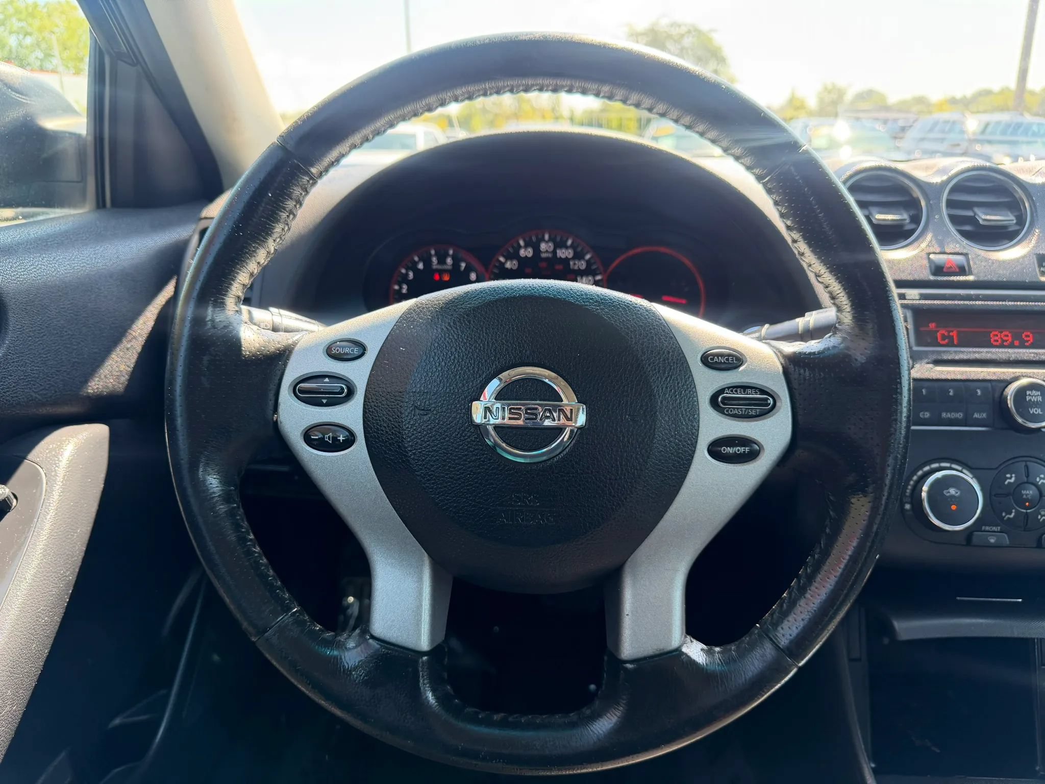 Used 2007 Nissan Altima 3.5 SE w/ Technology Pkg FWD image 15