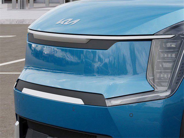 Certified 2026 Kia EV9 Wind AWD/4WD image 12