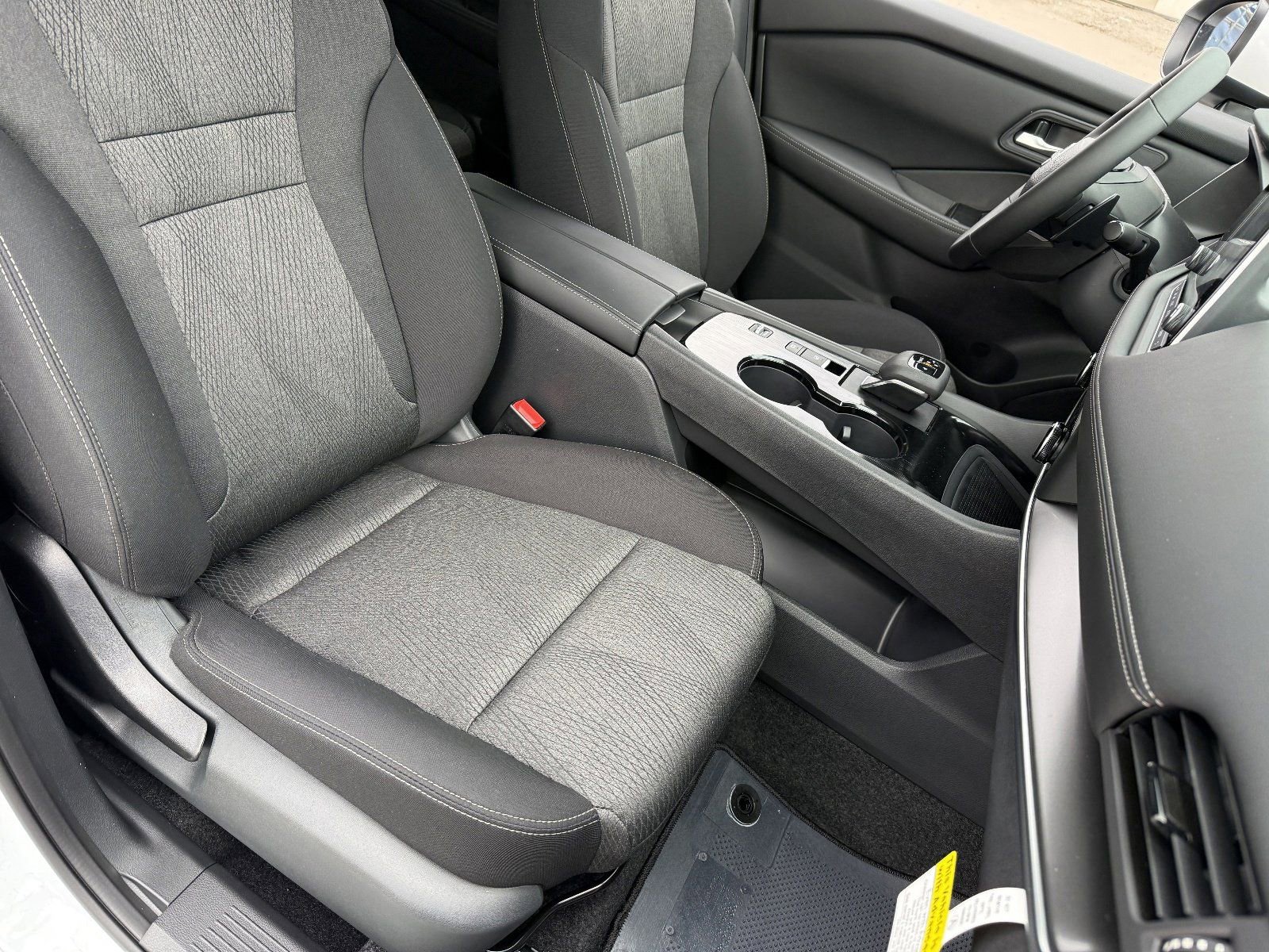 New 2026 Nissan Rogue SV image 2