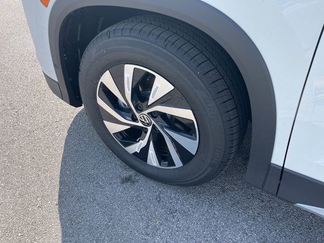 New 2026 Volkswagen Tiguan S FWD image 4