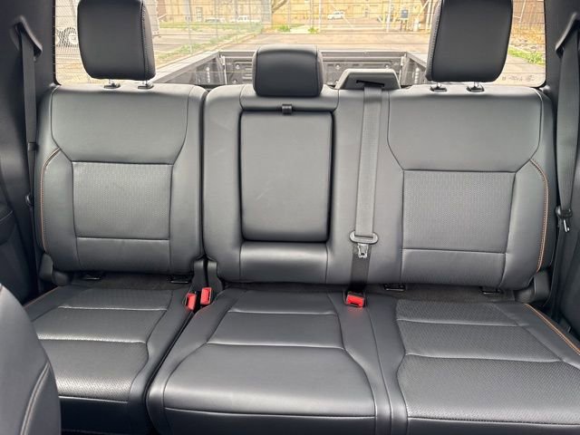 Used 2025 Ford F350 Lariat w/ Black Appearance Package image 11