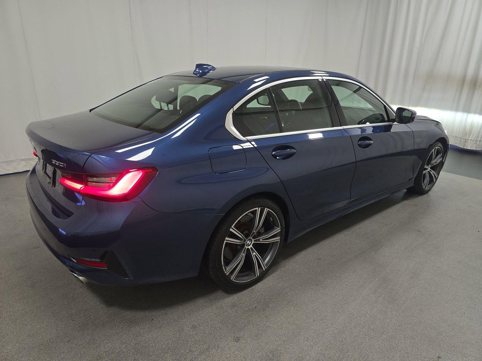 Used 2021 BMW 330i Sedan w/ Convenience Package image 3