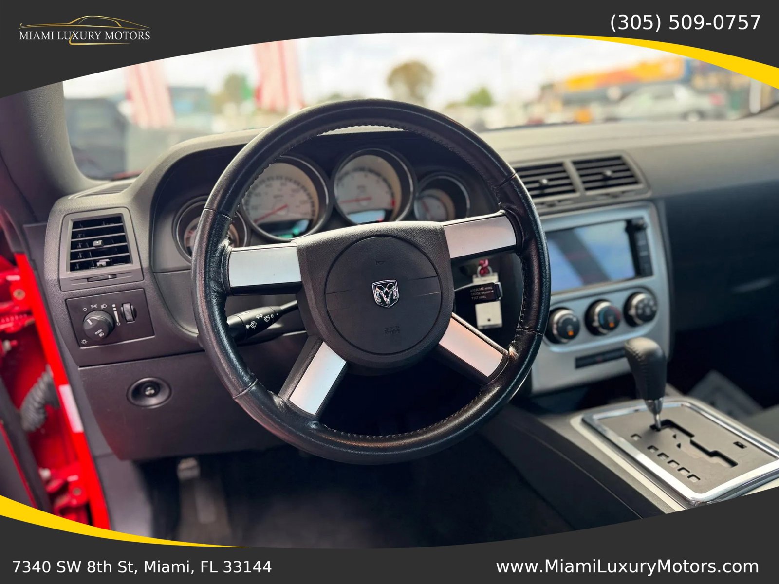 Used 2009 Dodge Challenger SE image 19