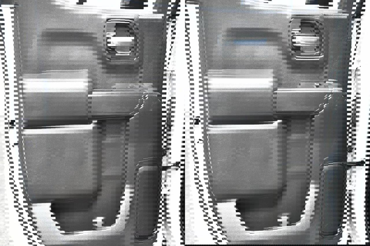 Used 2021 Chevrolet Silverado 1500 LT w/ LPO, Dark Essentials Package image 11