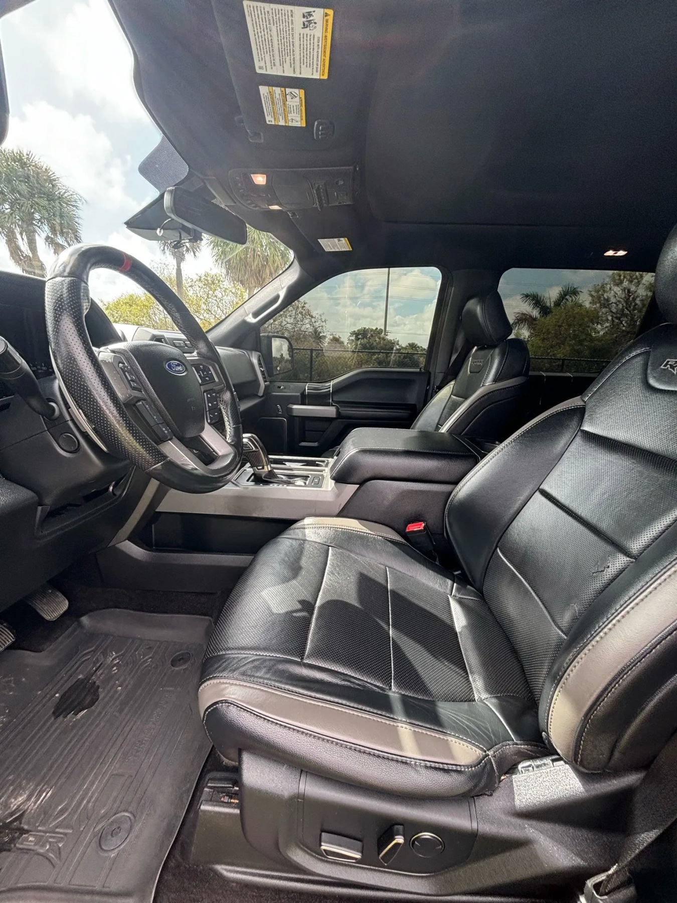 Used 2018 Ford F150 Raptor w/ Equipment Group 802A Luxury AWD/4WD image 15
