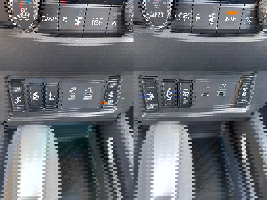 New 2026 Nissan Frontier SV w/ All-Weather Content Package image 17