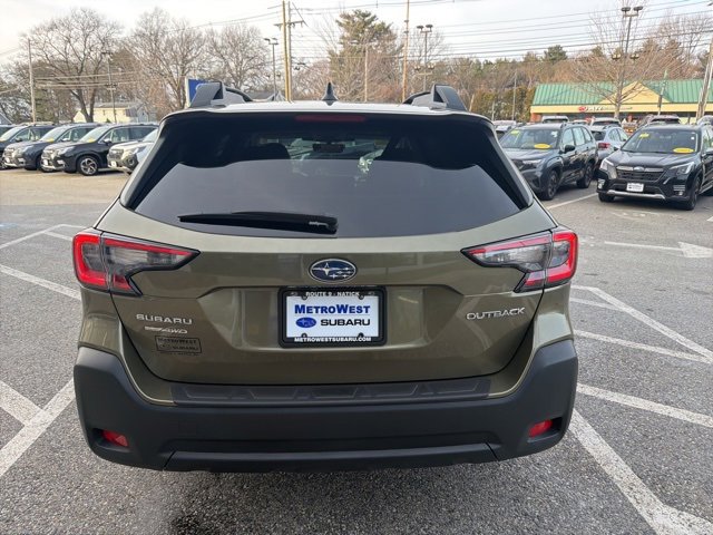 Used 2024 Subaru Outback Premium image 6