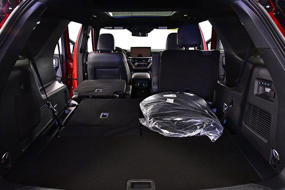 New 2026 Ford Explorer ST w/ Sun And Sound Package image 33