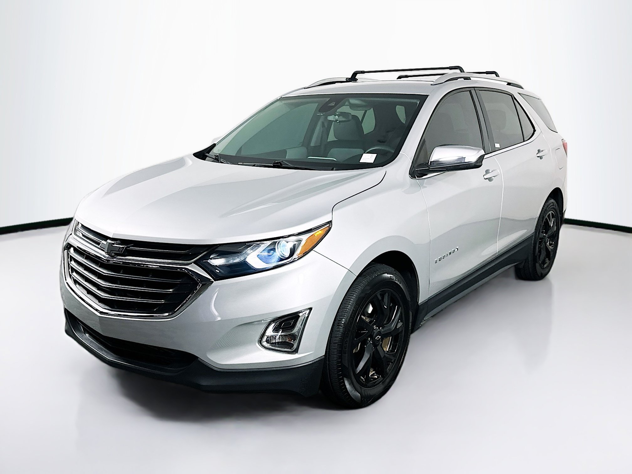 Used 2020 Chevrolet Equinox LT FWD image 3