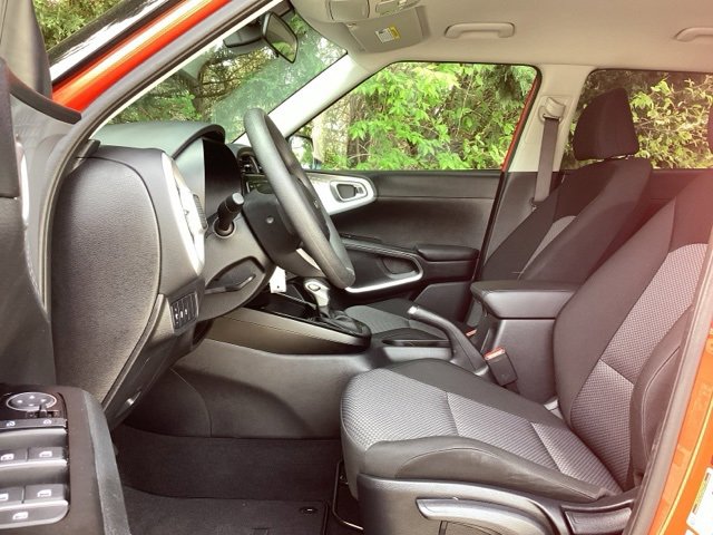 Used 2024 Kia Soul LX w/ Option Group 015 image 23