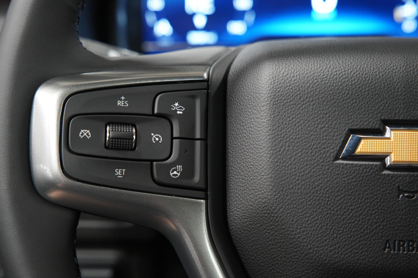 Used 2024 Chevrolet Suburban Premier w/ Premium Package image 37