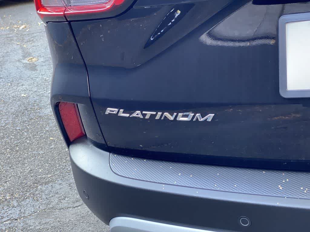 Used 2025 Ford Escape Platinum AWD/4WD image 10