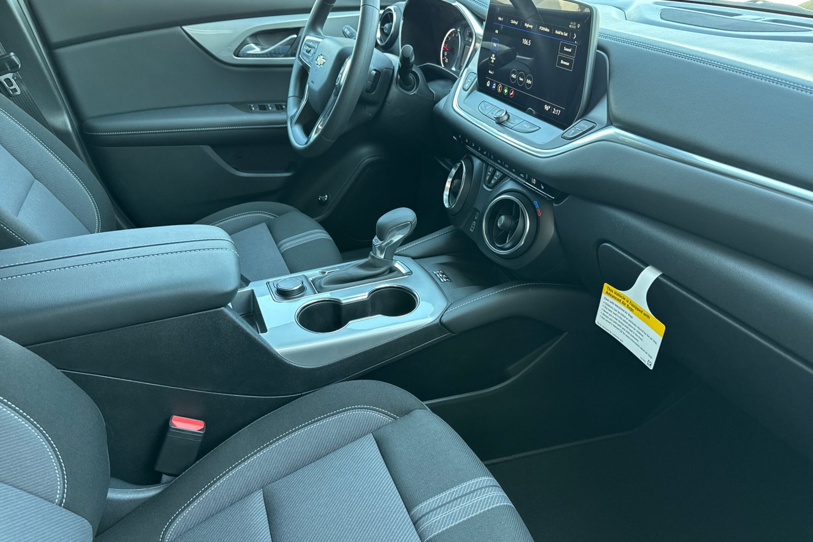 New 2026 Chevrolet Blazer LT w/ Convenience Package FWD image 15